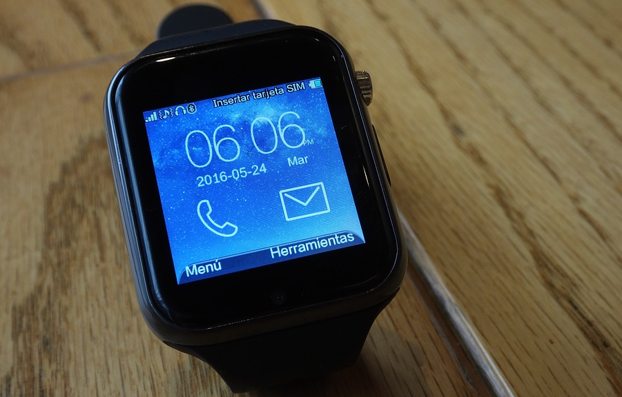 Buying a Smartwatch: All You Need to Know